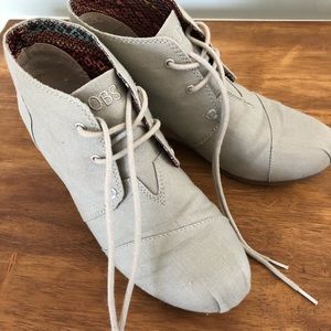 Skechers linen wedge boots